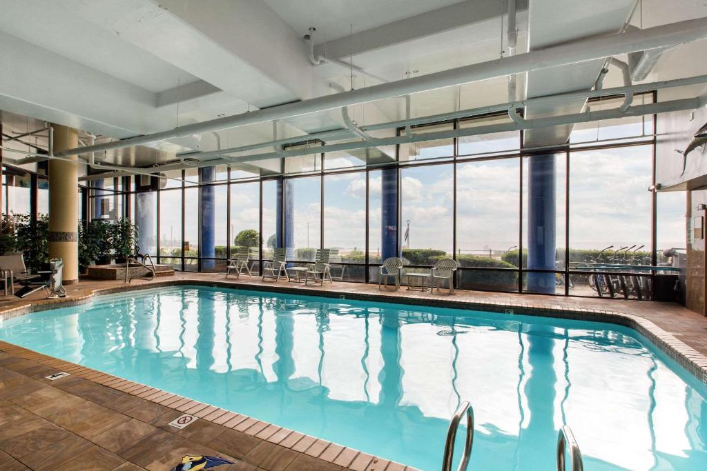 Popular attractions Area Nearby Property